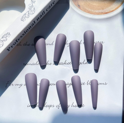 O.TWOO.O Matte Nails
